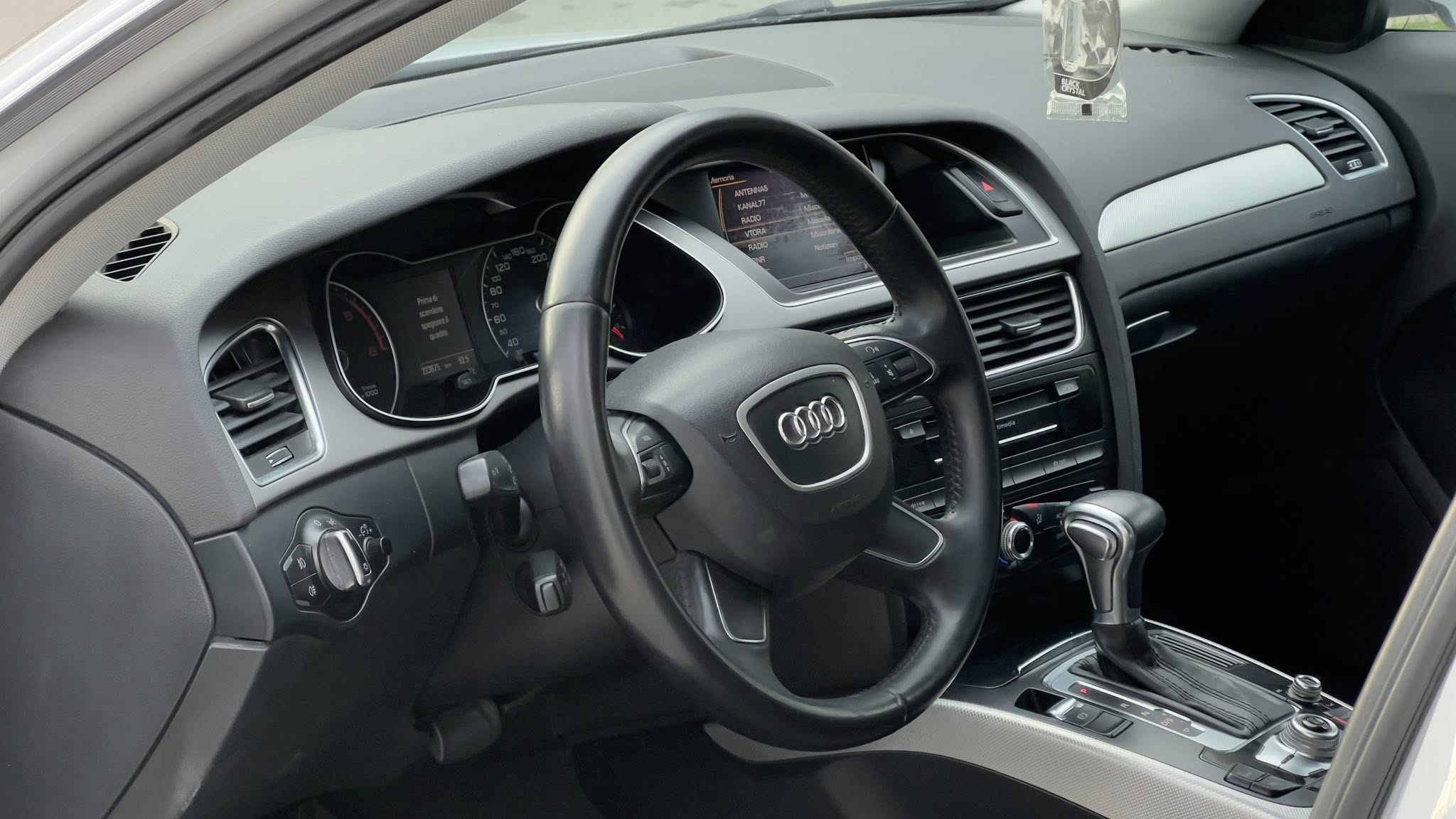 AUDI