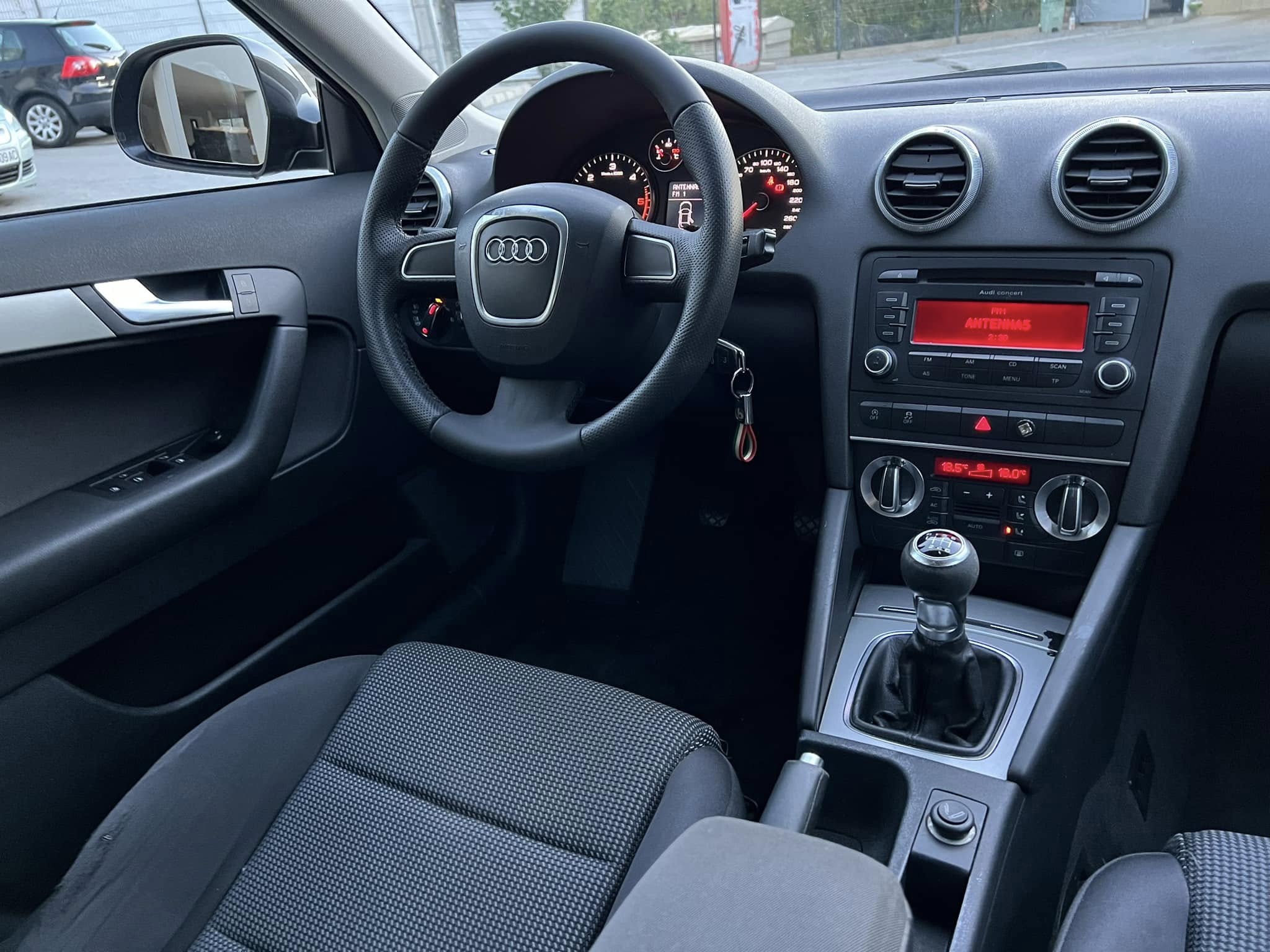 AUDI
