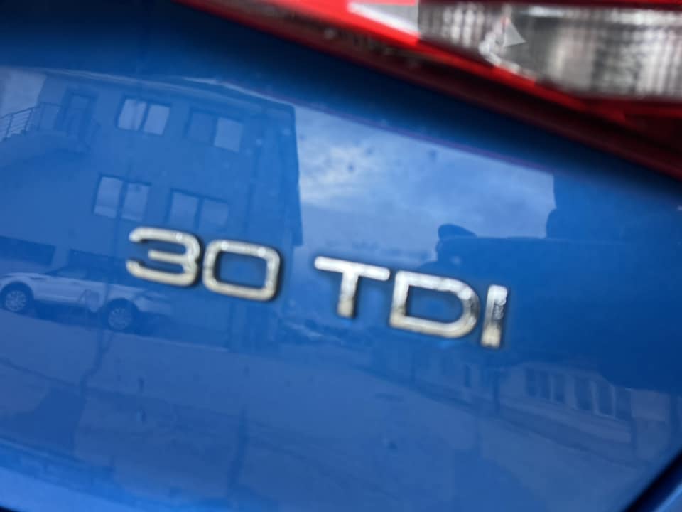 AUDI