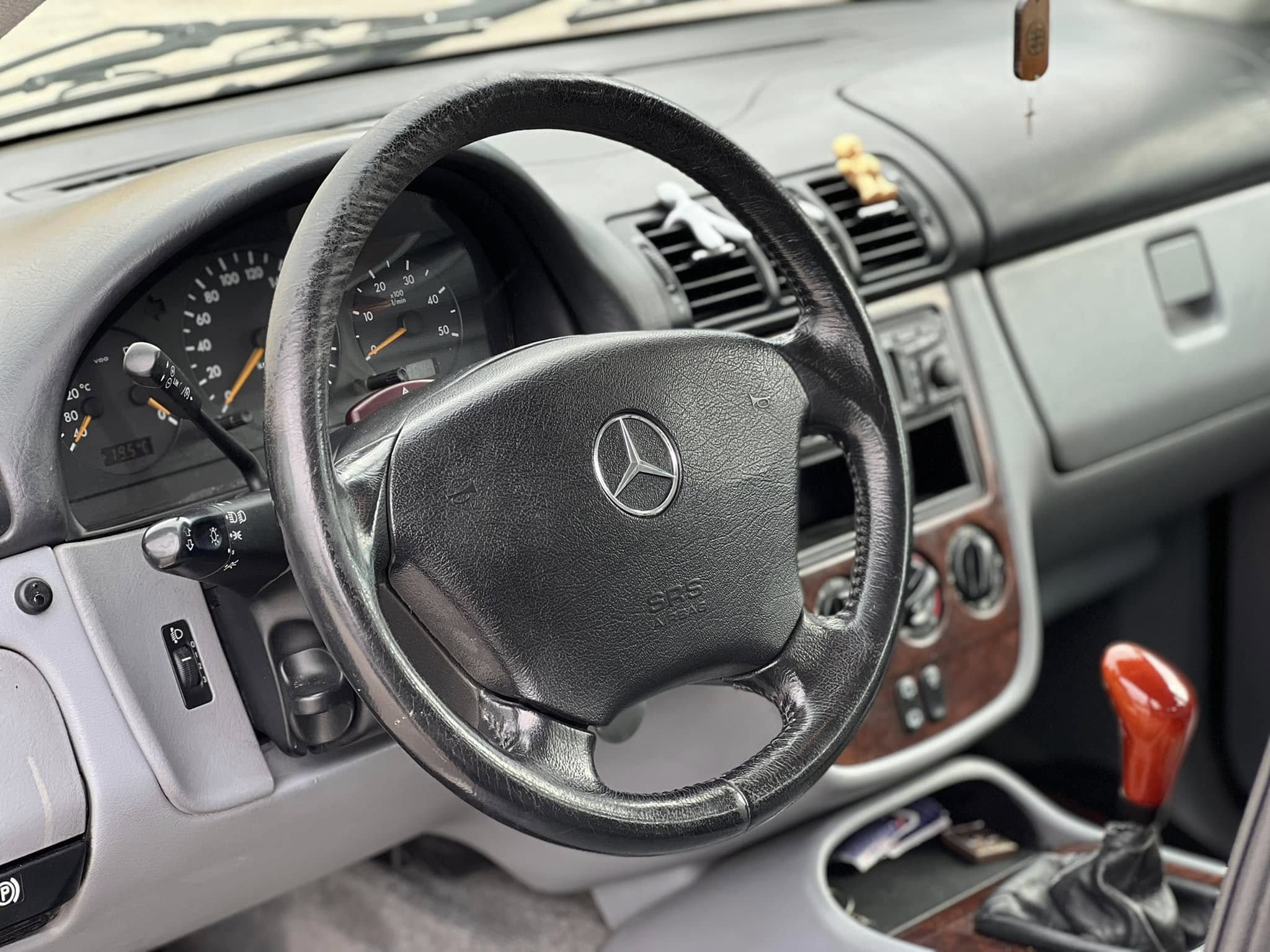 Mercedes