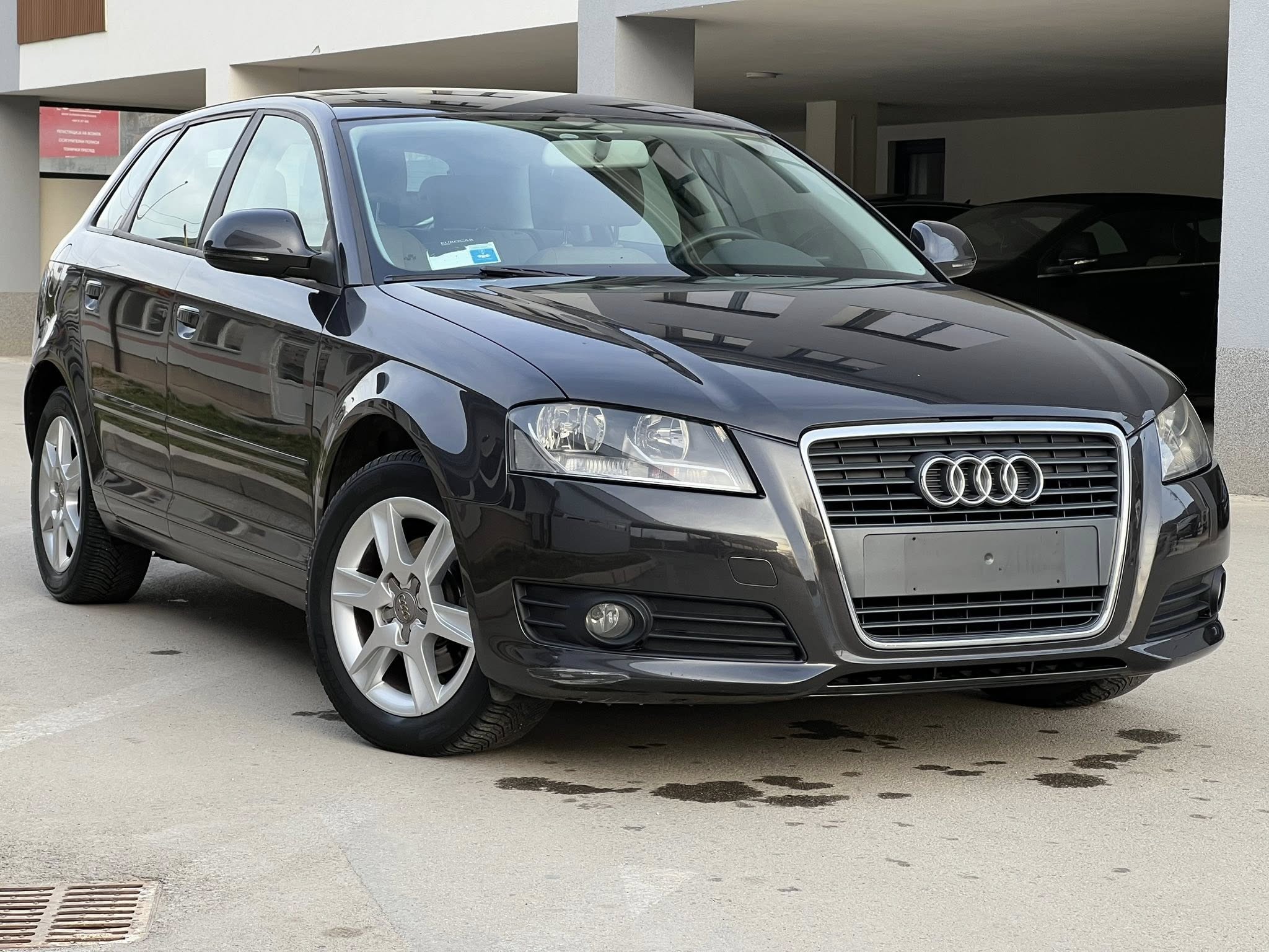 AUDI
