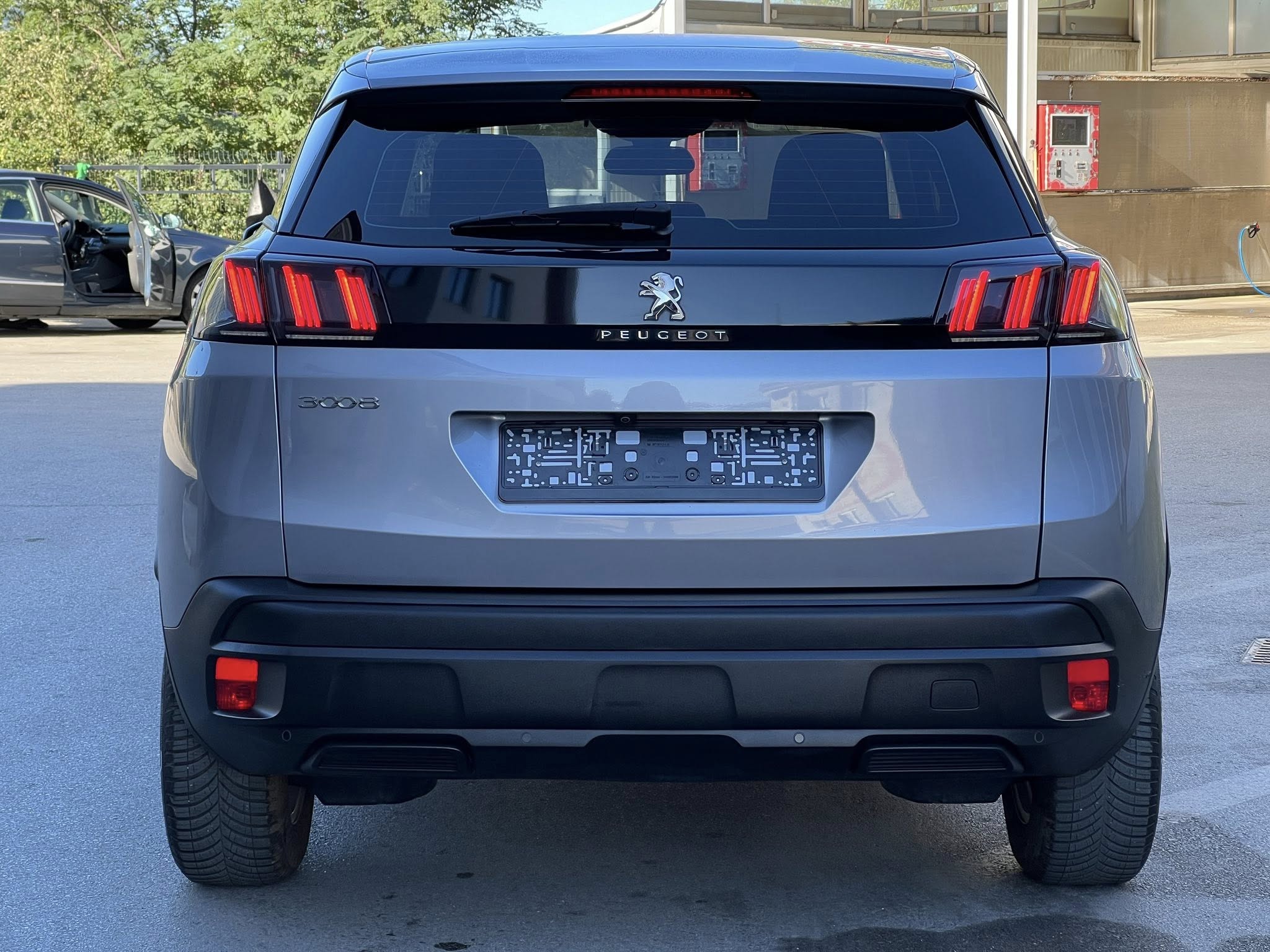 Peugeot