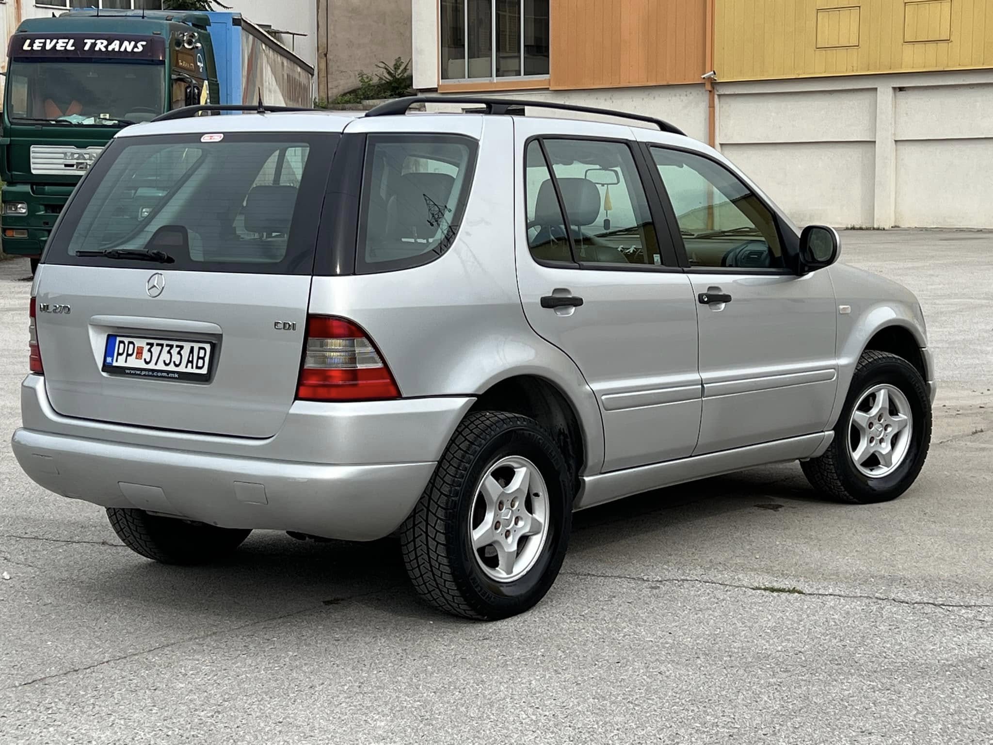 Mercedes