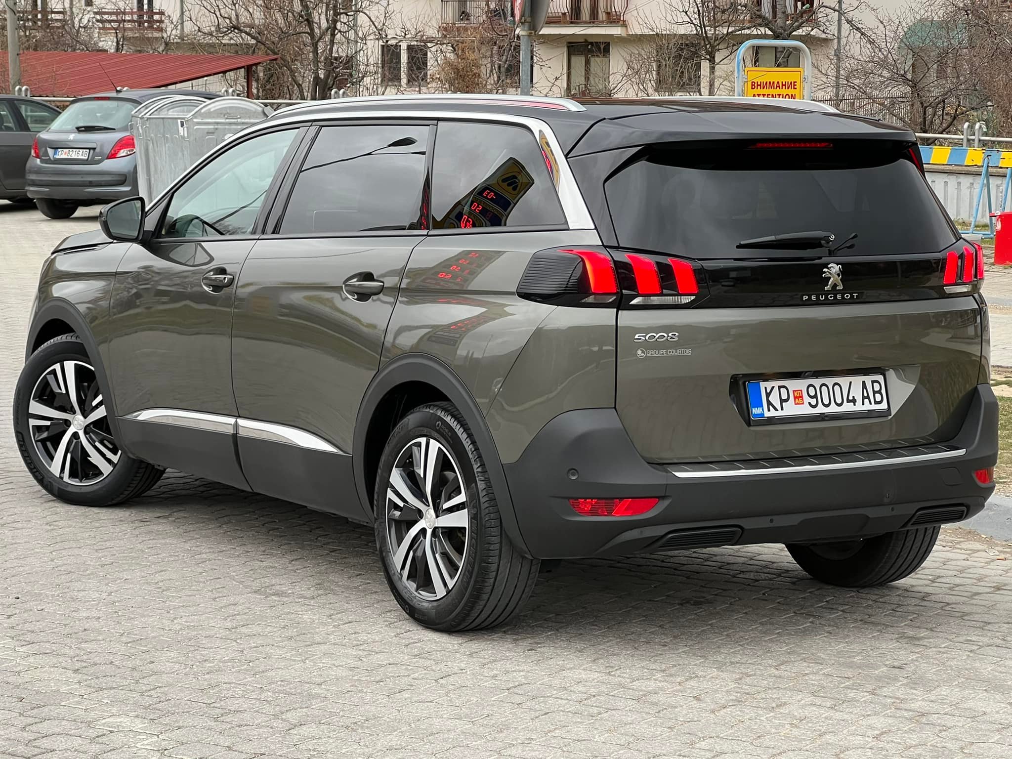 Peugeot
