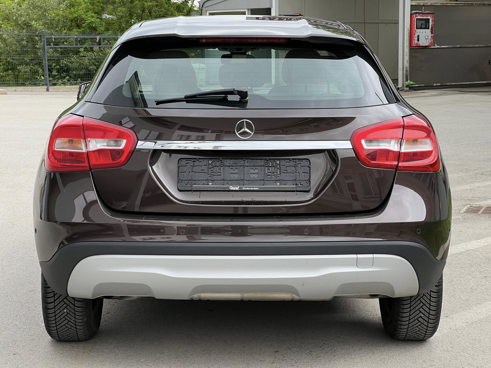 Mercedes