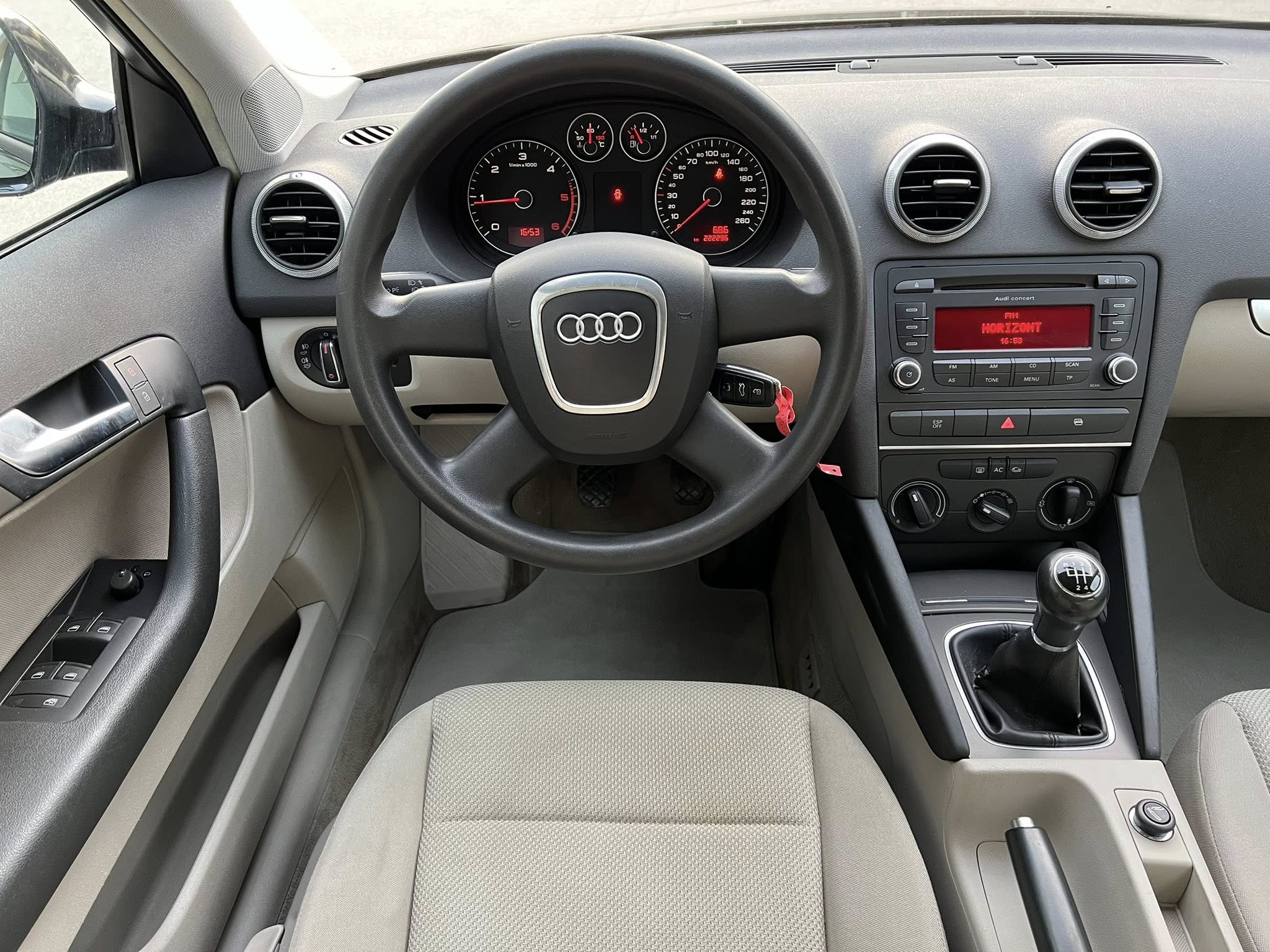 AUDI