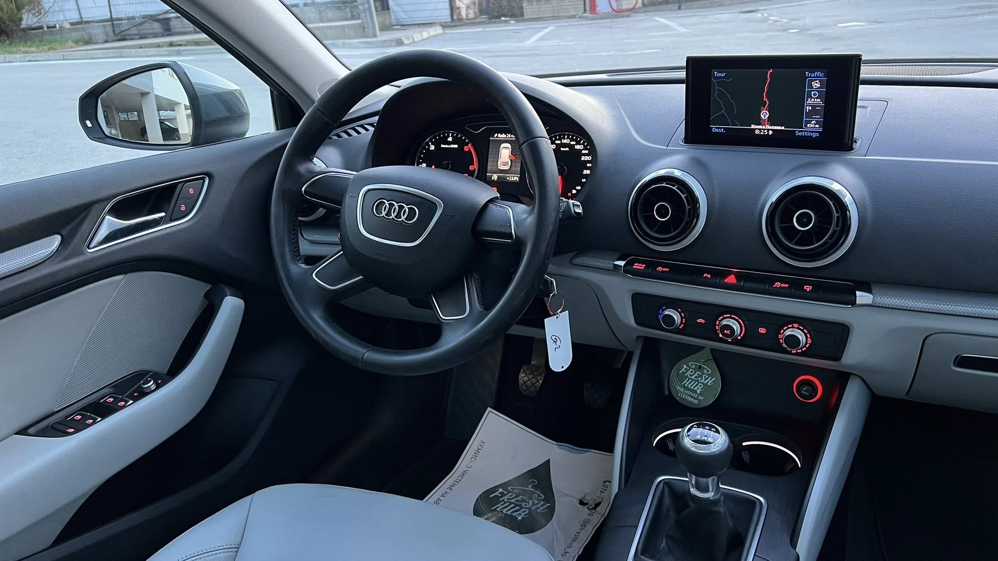 AUDI