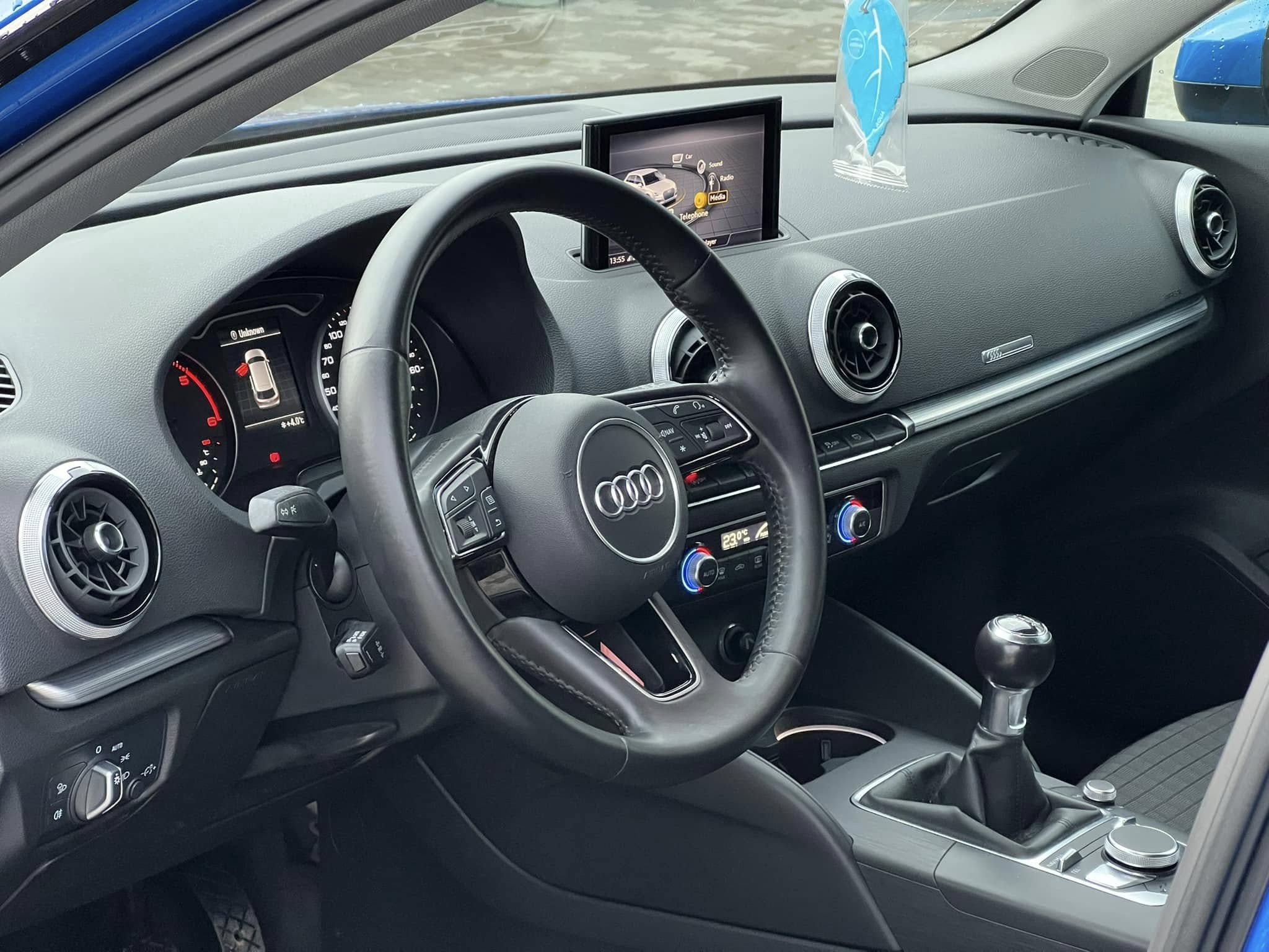 AUDI