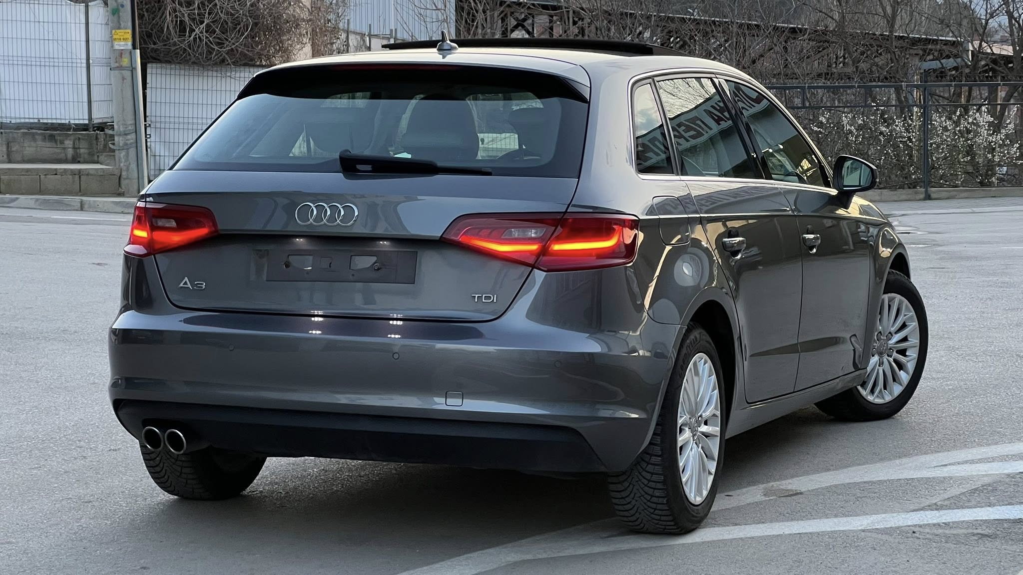AUDI