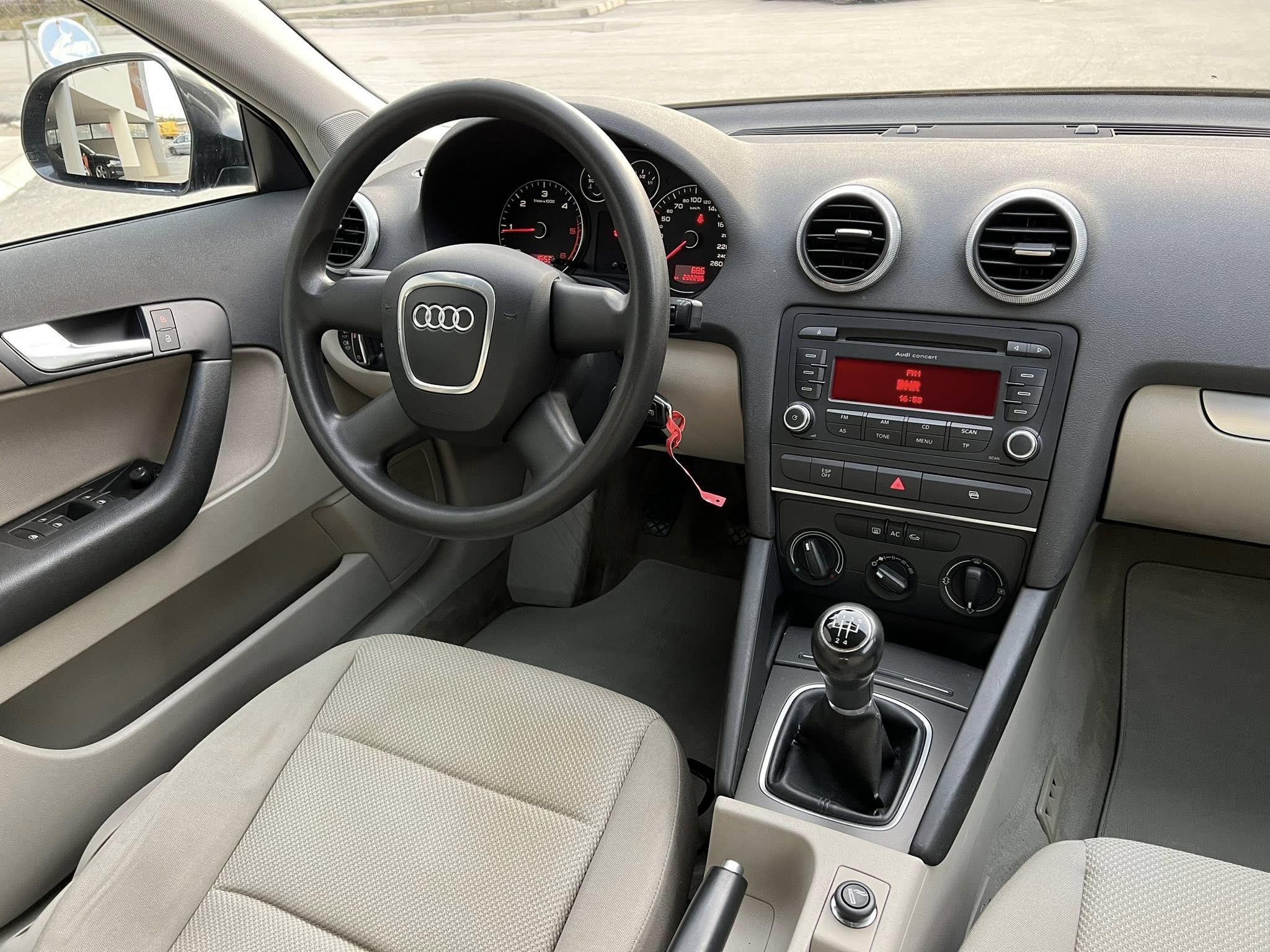 AUDI